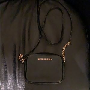 Michale Kors Purse 🖤